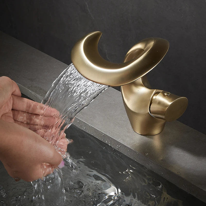 ShowerEase Luxury Sink Faucet